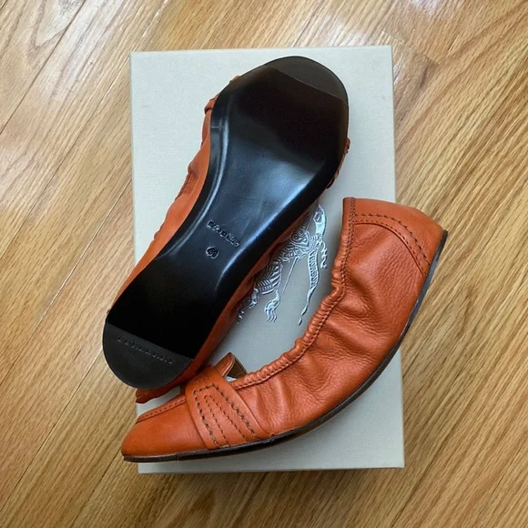 Burberry ballerina tassel loafers - Picture 3 of 6